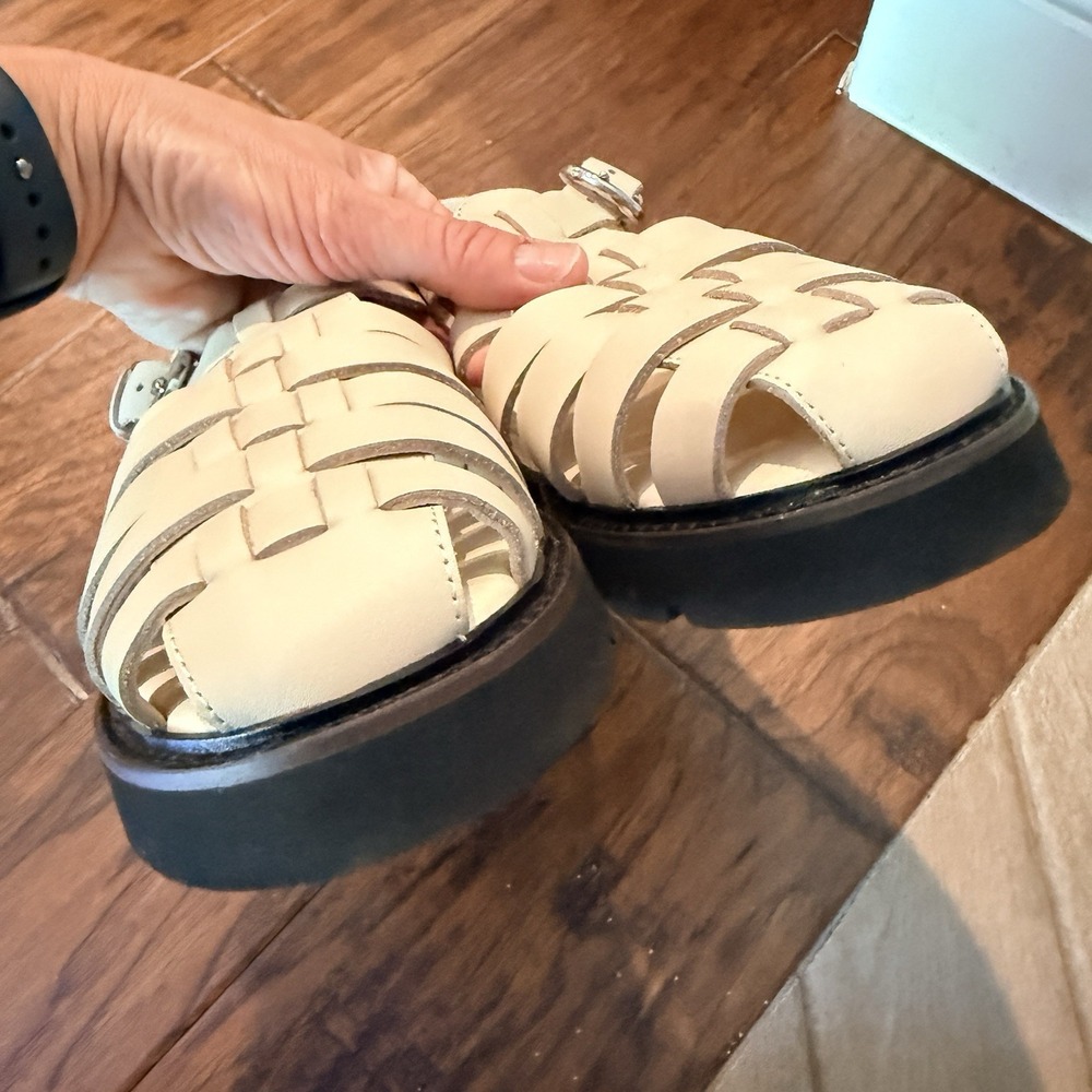 Anthropologie Fisherman Sandals Womens 10 Tan Leather Lug Sole Caged Closed Toe - Picture 7 of 15